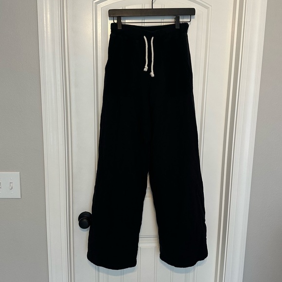 Perfect White Tee Rosanna Sweatpants Black Wide Leg Baggy Size Extra Small - Picture 4 of 8